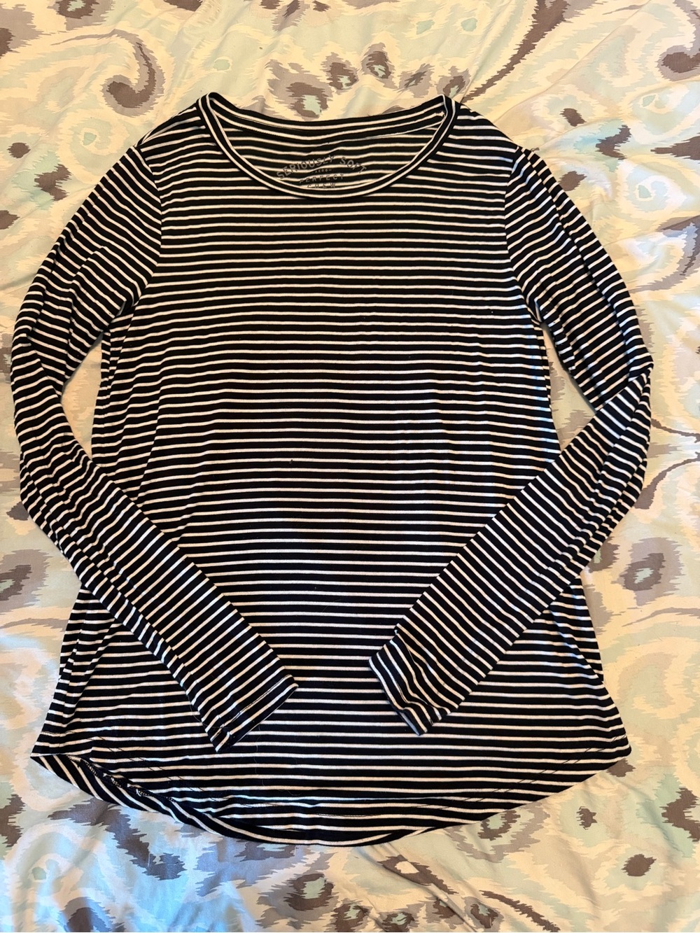 Women's Black & White Striped Long-Sleeve Top